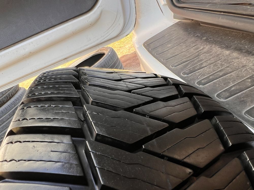 225/70/15c Bridgestone Duravis All Season 225/70 R15C 112S пара