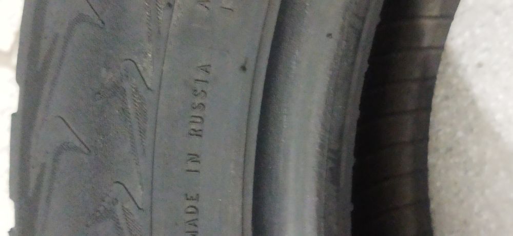 Продам покрышку 185/60/15,2111 дата одно колесо на докатка,nokian xl,р