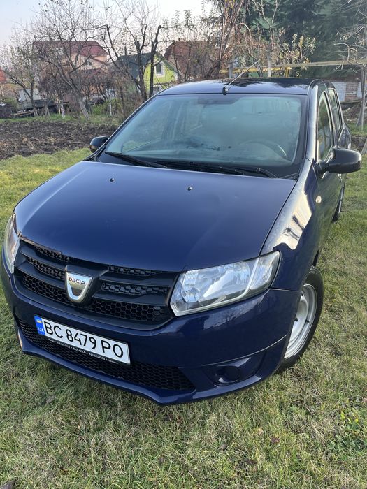 Dacia Sandero авто в хорошому стані