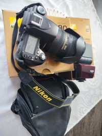 Nikon D80 + Nikkor 18-200VR