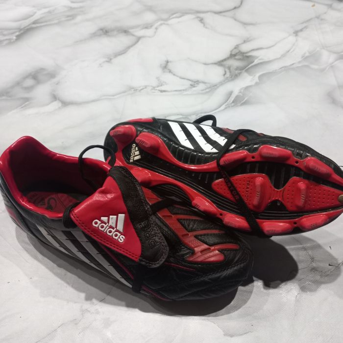 Футбольні бутси adidas predator розмір 38,