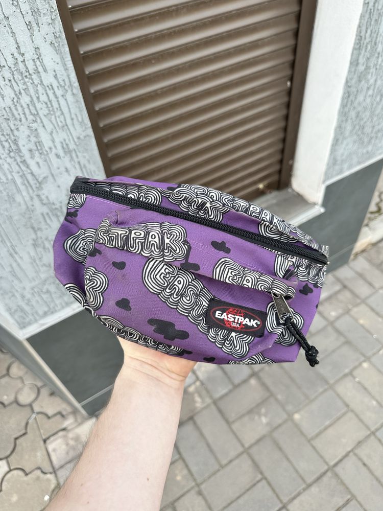 Сумка бананка Eastpak