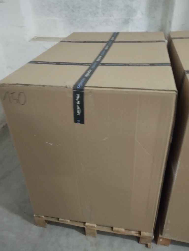 Палети на опт ___ Amazon