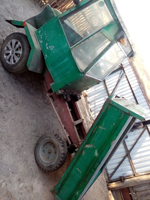 Продам саморобний тракторець.