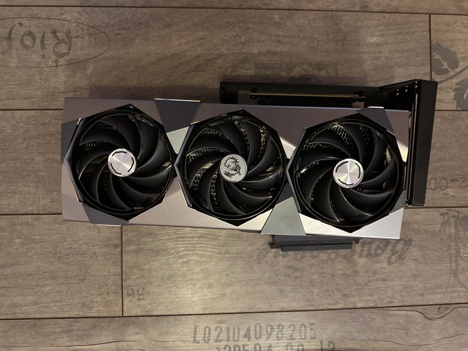 Відеокарта Rtx 4070 TI Suprim X