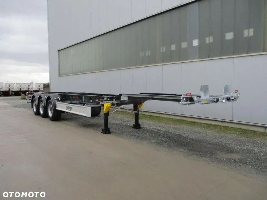 Fliegl pod-kontener 40-45 light  kontenery '40 '45, Light, waga 3900kg, ładowność 31 150kg