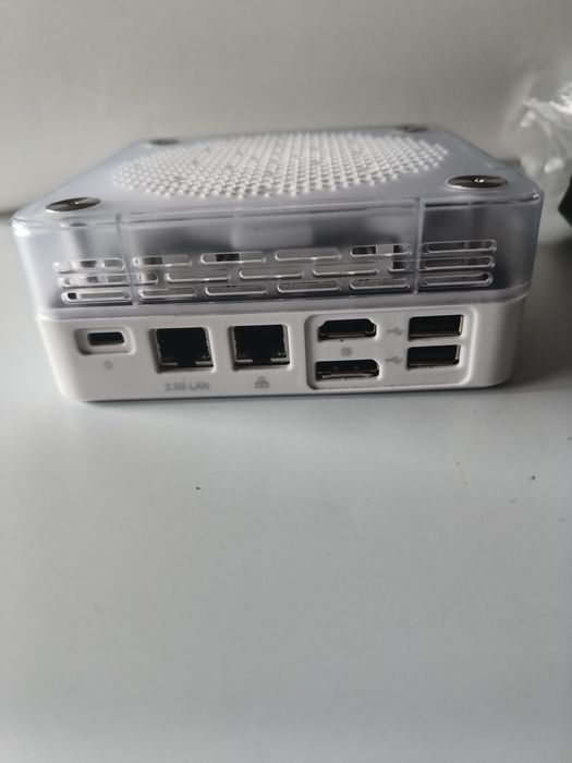 Komputer do gier stacionarnyxh Mini pc AMD R7-7735HS 6600h 16gb 512 GB