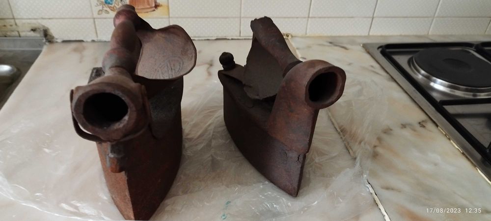 Ferros engomar antigos