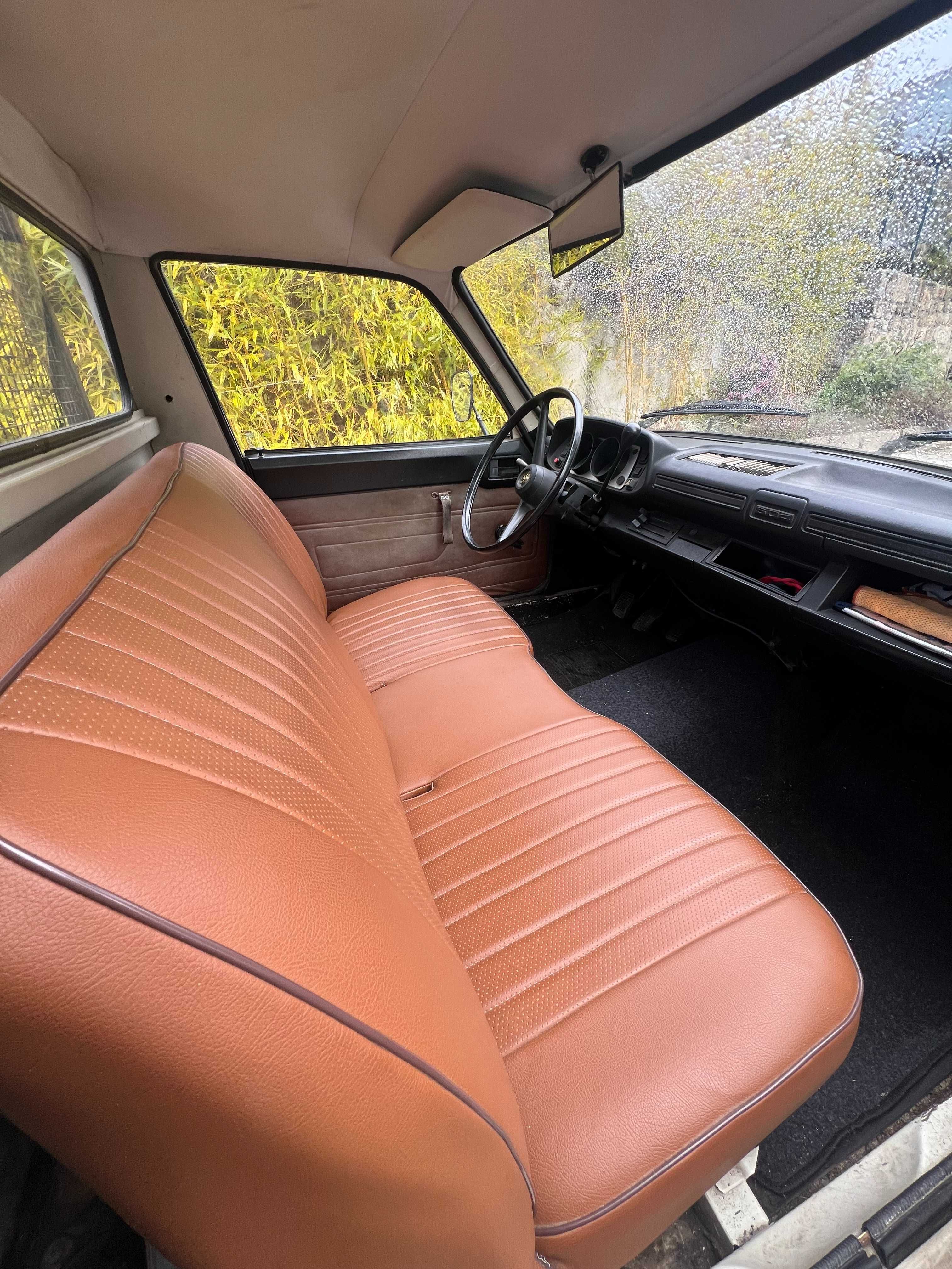 Peugeot 504 Pick up 1979 caixa metálica