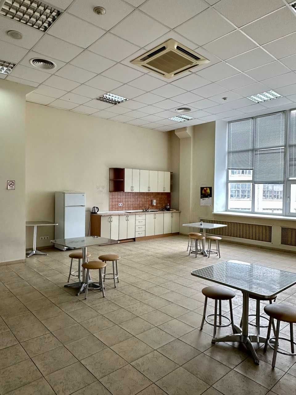 Офис в бизнес центре, 55 м.кв. Вокзальная. Собственник