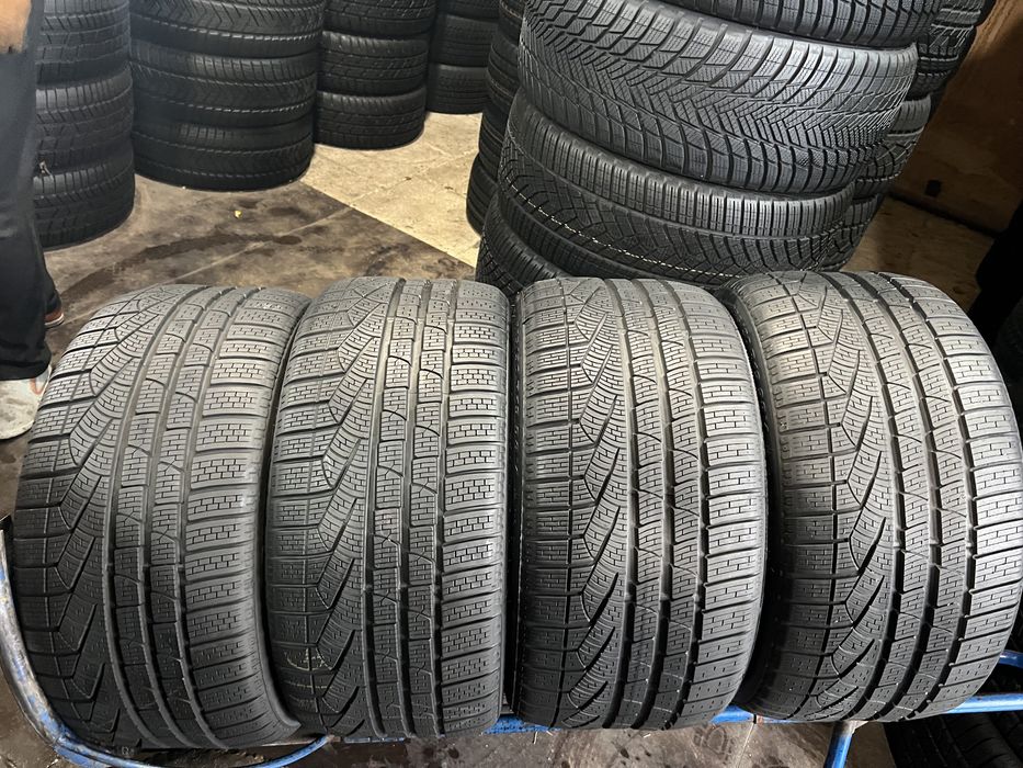 285/30/19+255/35/19 R19 Pirelli Sottozero Winter 240 4шт зима