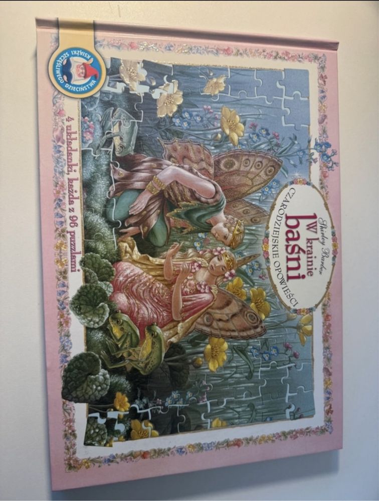 Ksiazka z puzzlami w krainie baśni czarodziejskie opowieści