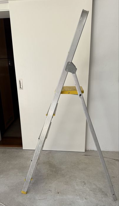 Escada escadote aluminio