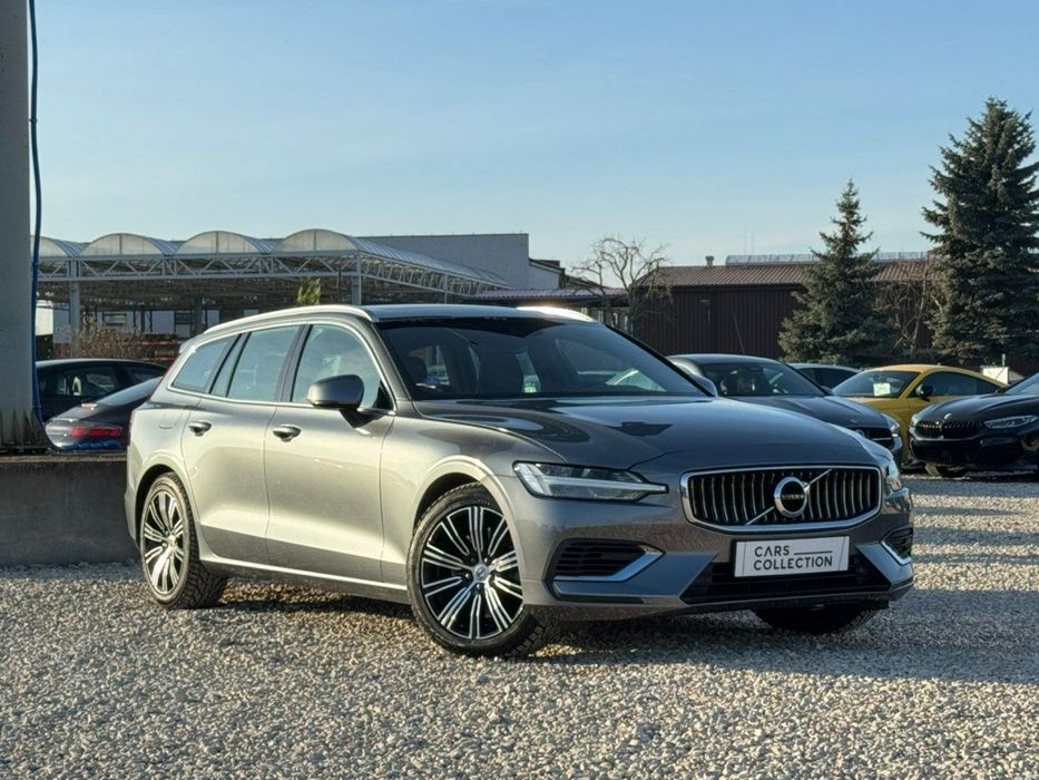 Volvo V60 Bezwypadkowy / Drugi Właściciel / Panorama / LED / Nawigacja /FV Marża