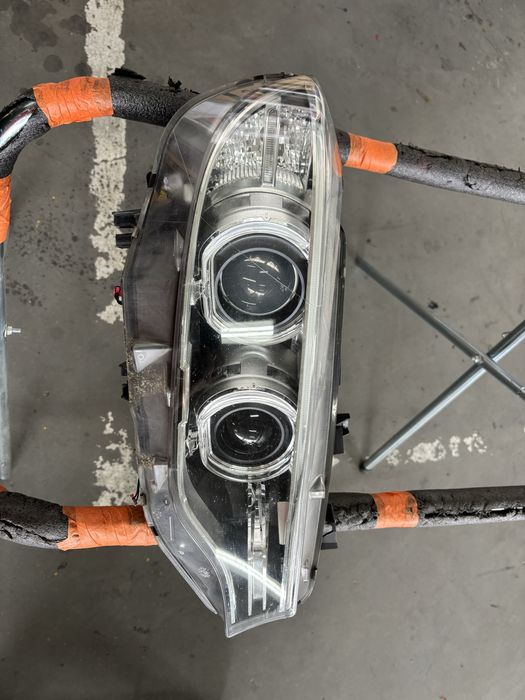 Otica direita bmw serie4  F30/ F31/ F32/F33