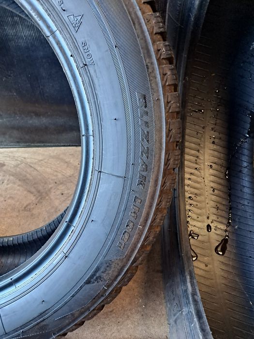 205/60/16 Opon zimowe Bridgestone ładna Para!!