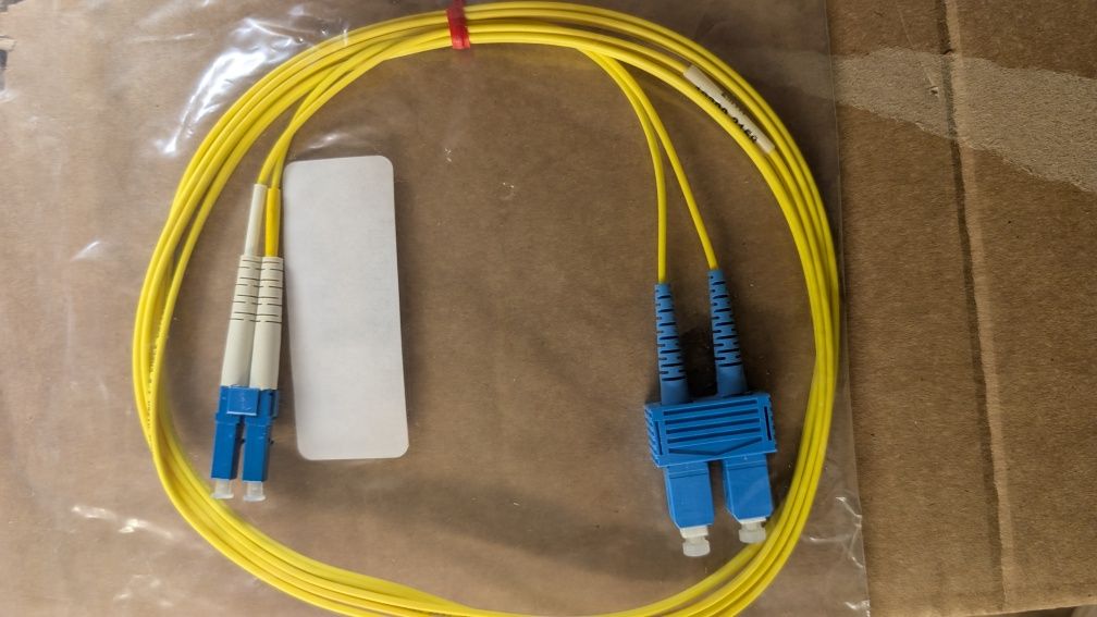 Cordões de fibra óptica Novos
