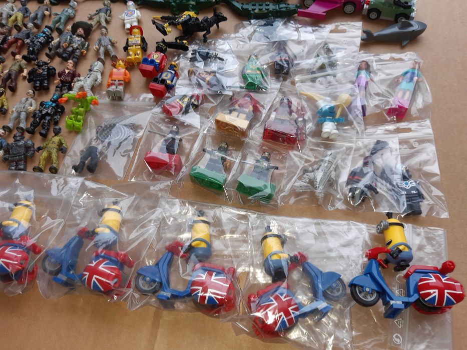 Legos e Mega Bloks Originais – Figuras – Cars – Vespas - Animais