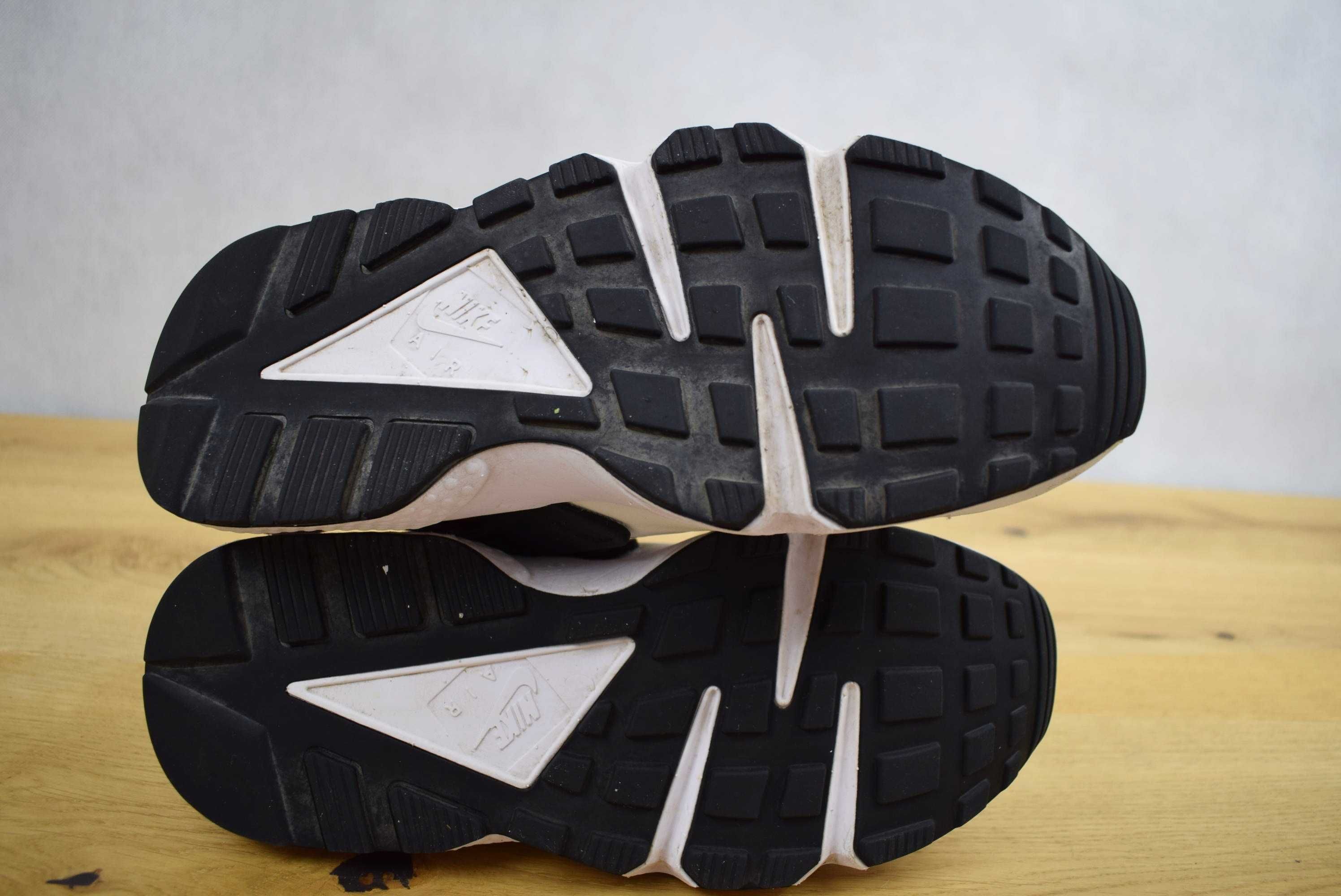 Buty sportowe Nike Air Huarache r. 37,5