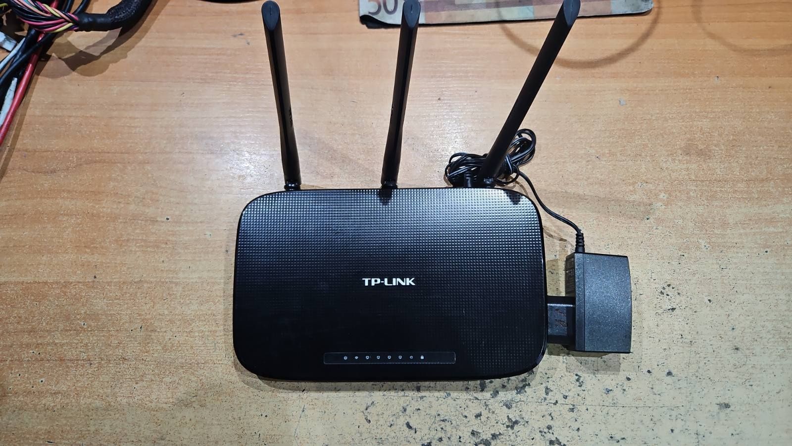 Wi-Fi роутер (маршрутизатор) TP-LINK TL-WR940N, 100mbit/s