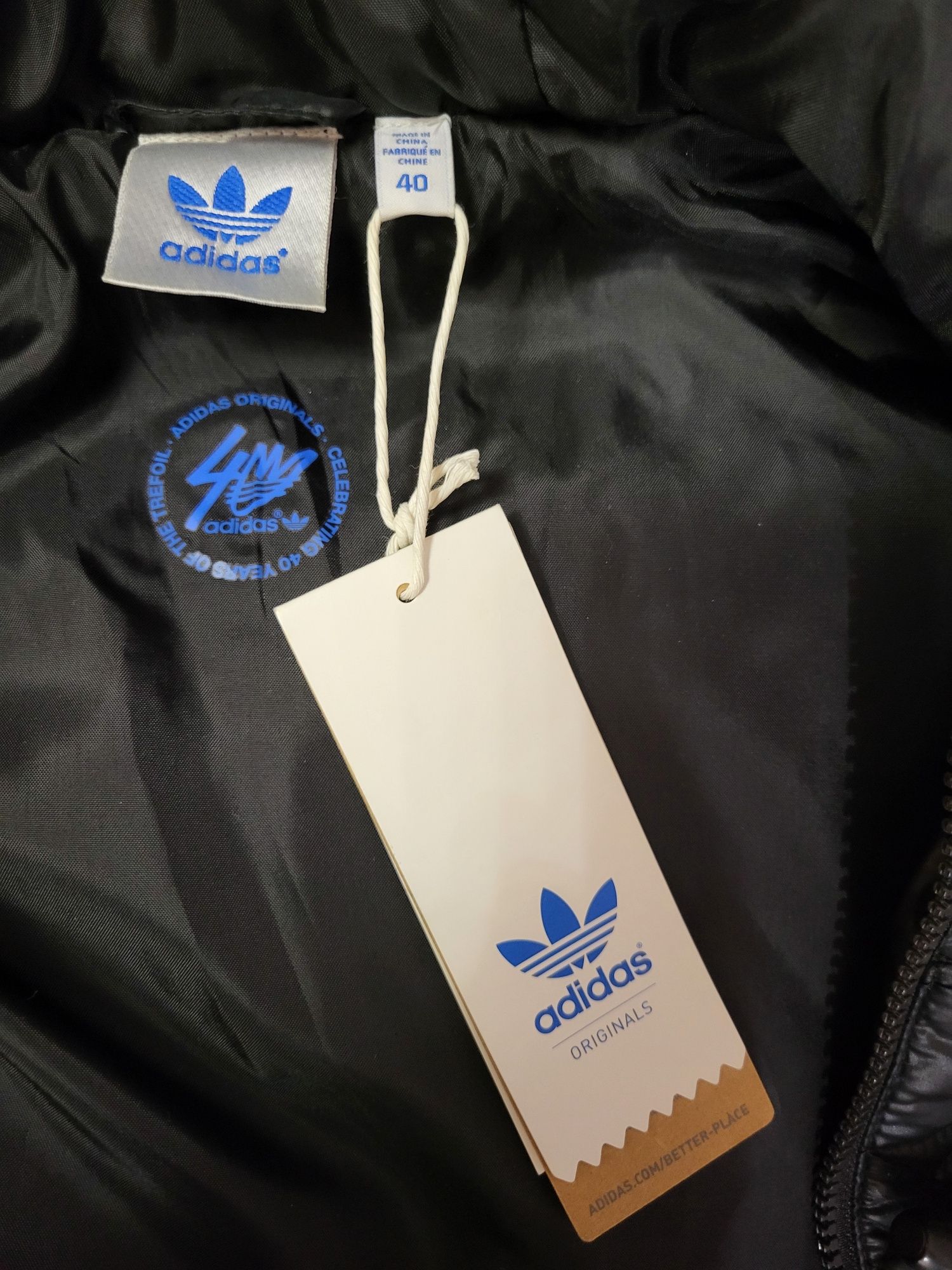 Жіноча куртка Adidas 40р.