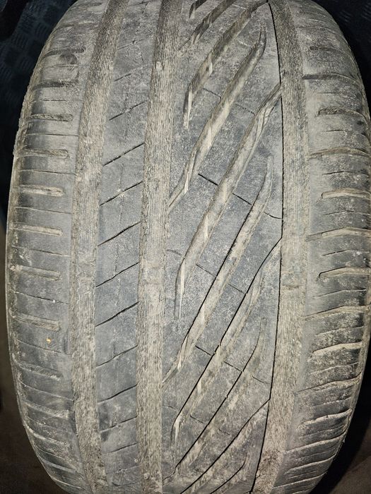 Opony Uniroyal RainSport 5 245 /35/ 18