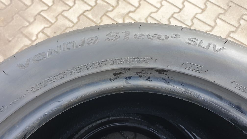 Hankook Ventus S1 evo3 
235/60 R18 103 W  AO