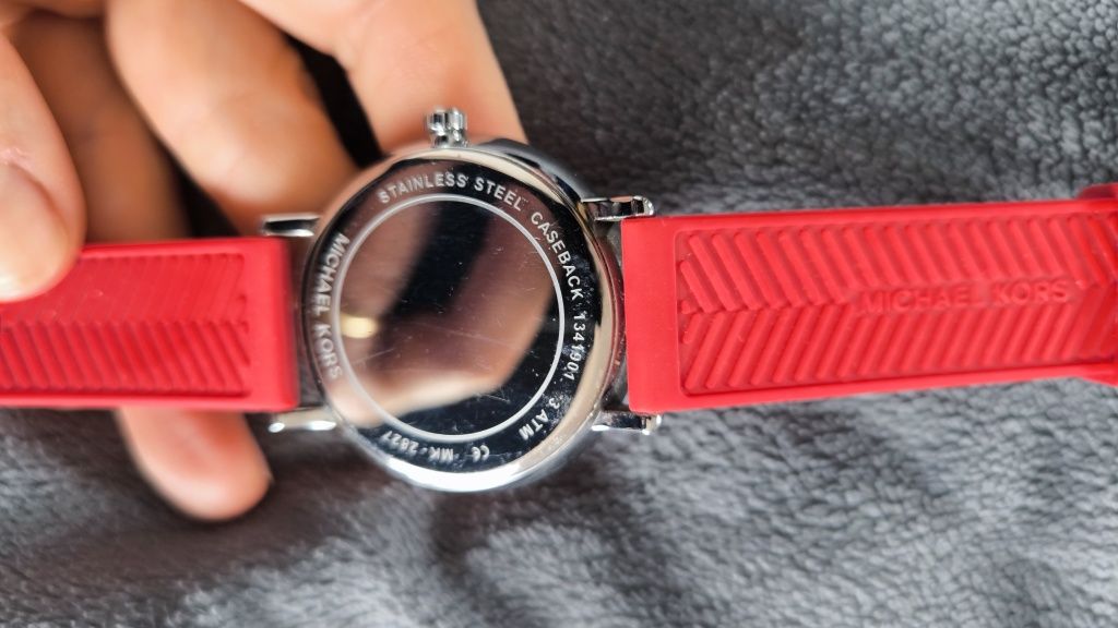 Zegarek damski Michael Kors czerwony