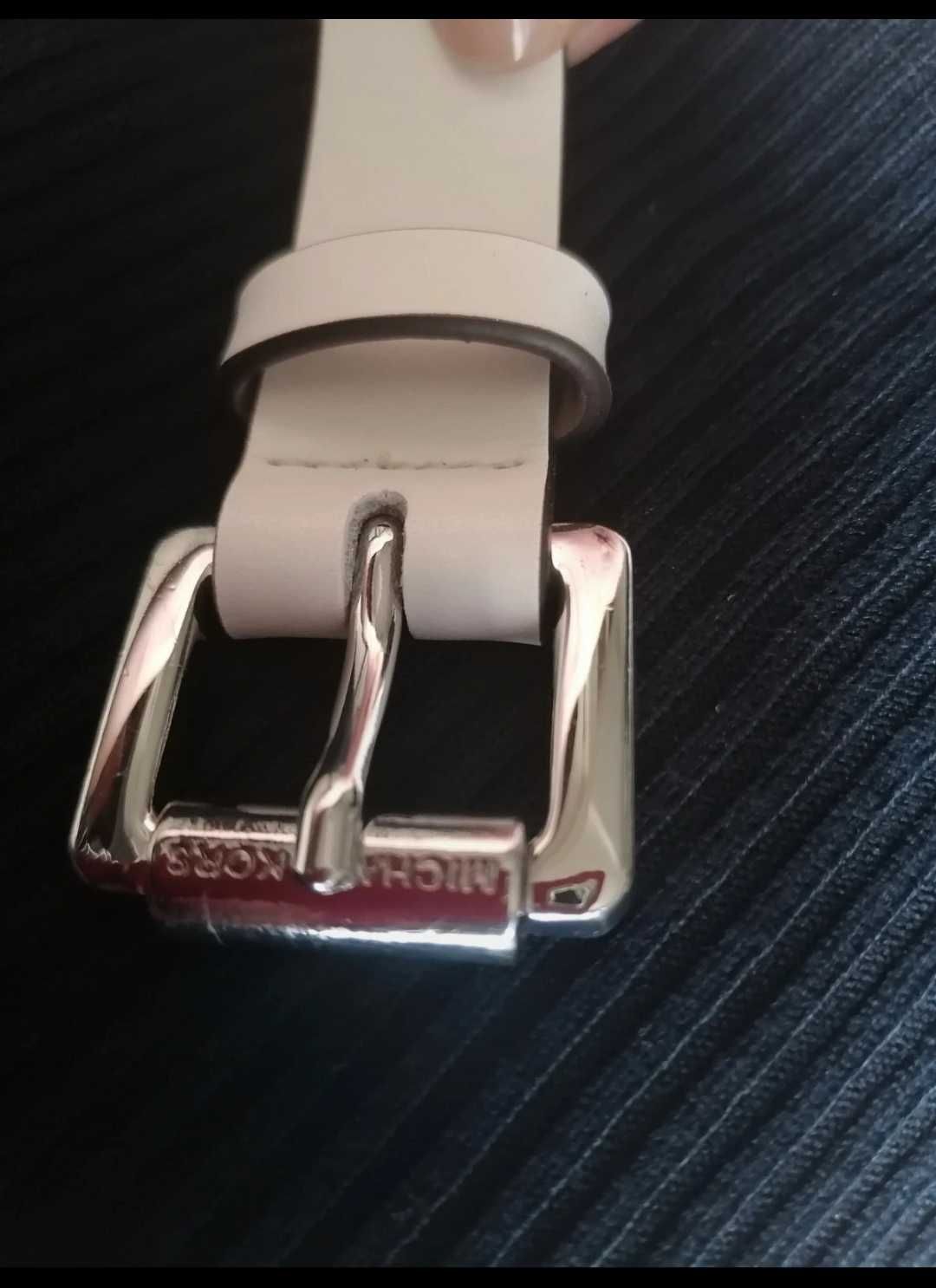 Michael Kors nerka na pasku