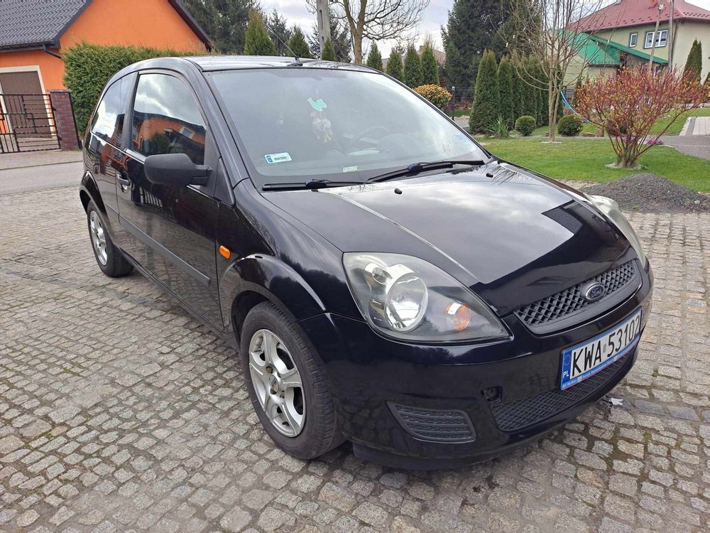 Ford fiesta  2006 1.3 benzyna