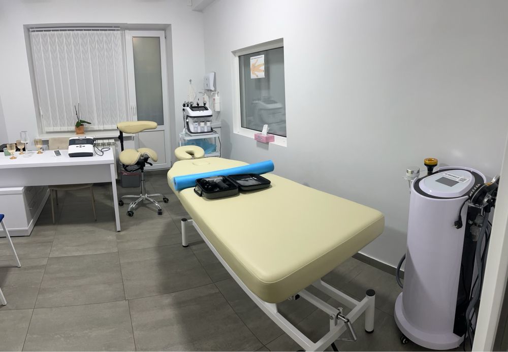 Масаж на Космосі/Виїзд на дом/електрофорез/магнітотерапія/міостимуляці