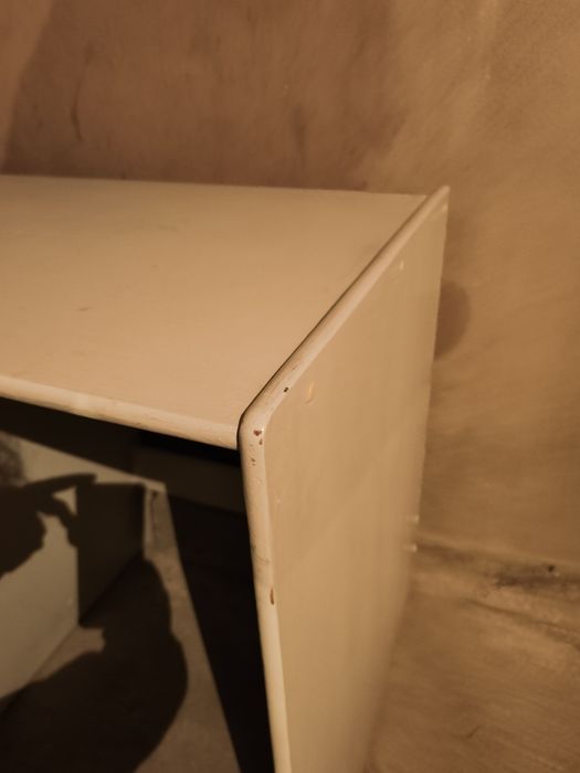 Secretária prática e compacta