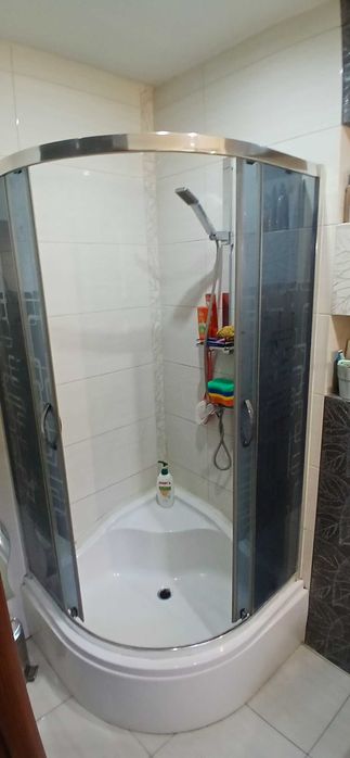 Kabina prysznicowa z brodzikiem