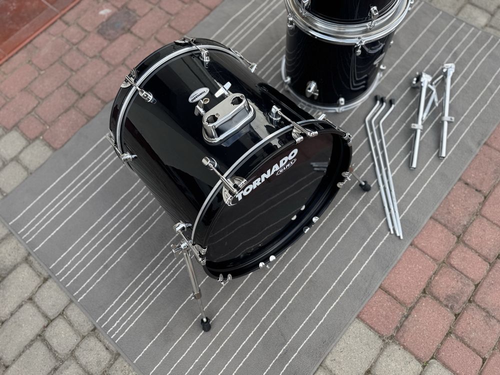 Perkusja MAPEX Tornado (stopa 18”) - werbel - JET BLACK