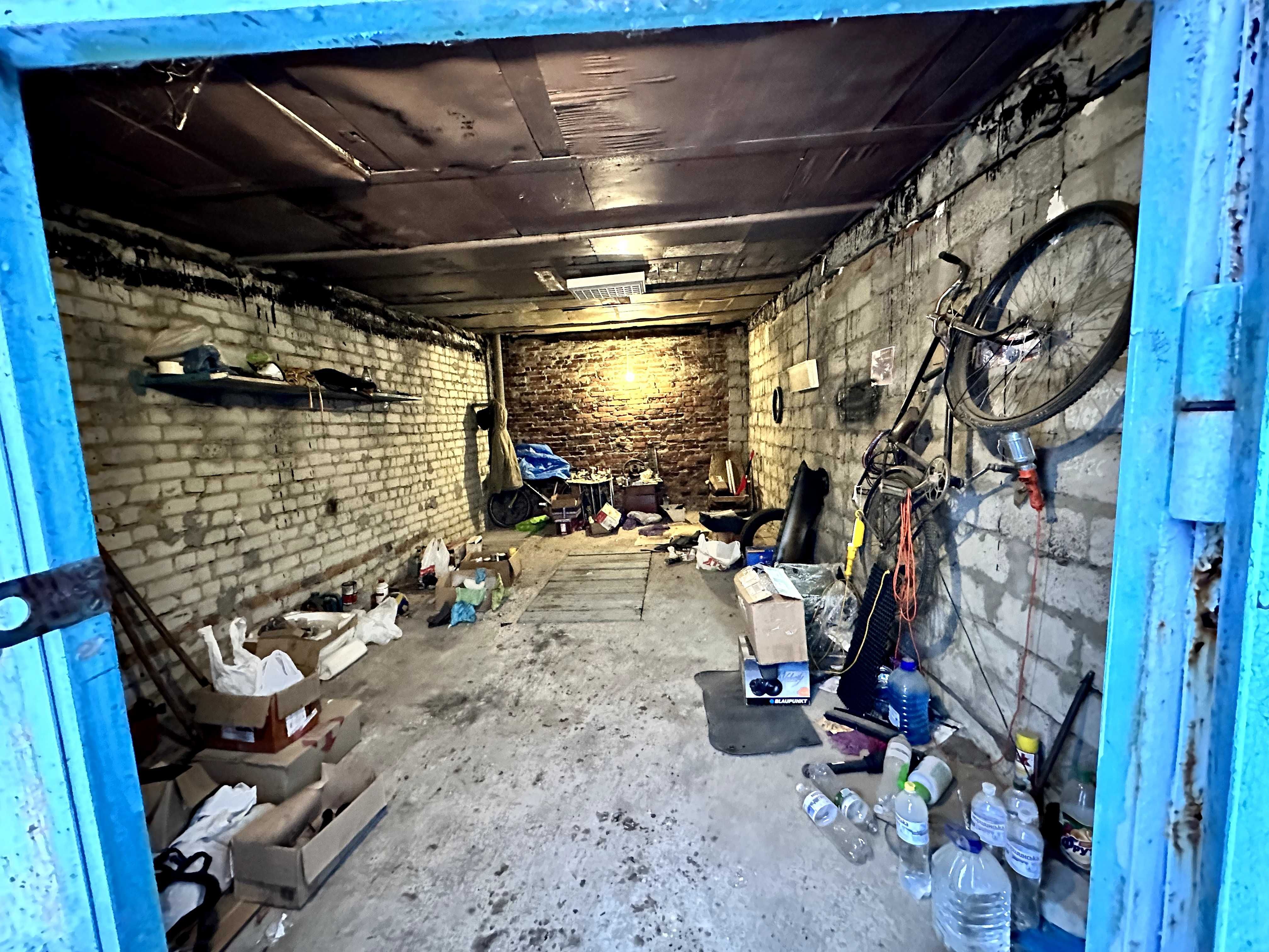 Продам гараж в березках АГК Пятихатки