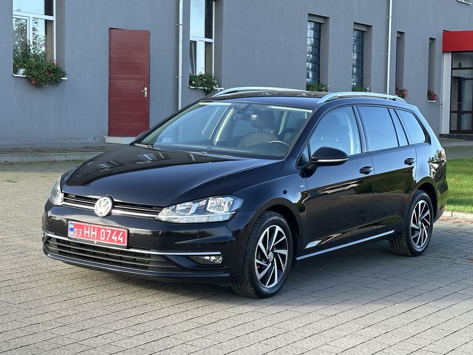 Продам свіжо пригнане дуже гарному стані авто.