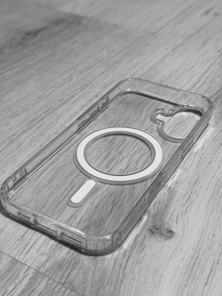 Case/Etui z MagSafe do iPhone 17 przezroczyste/clear