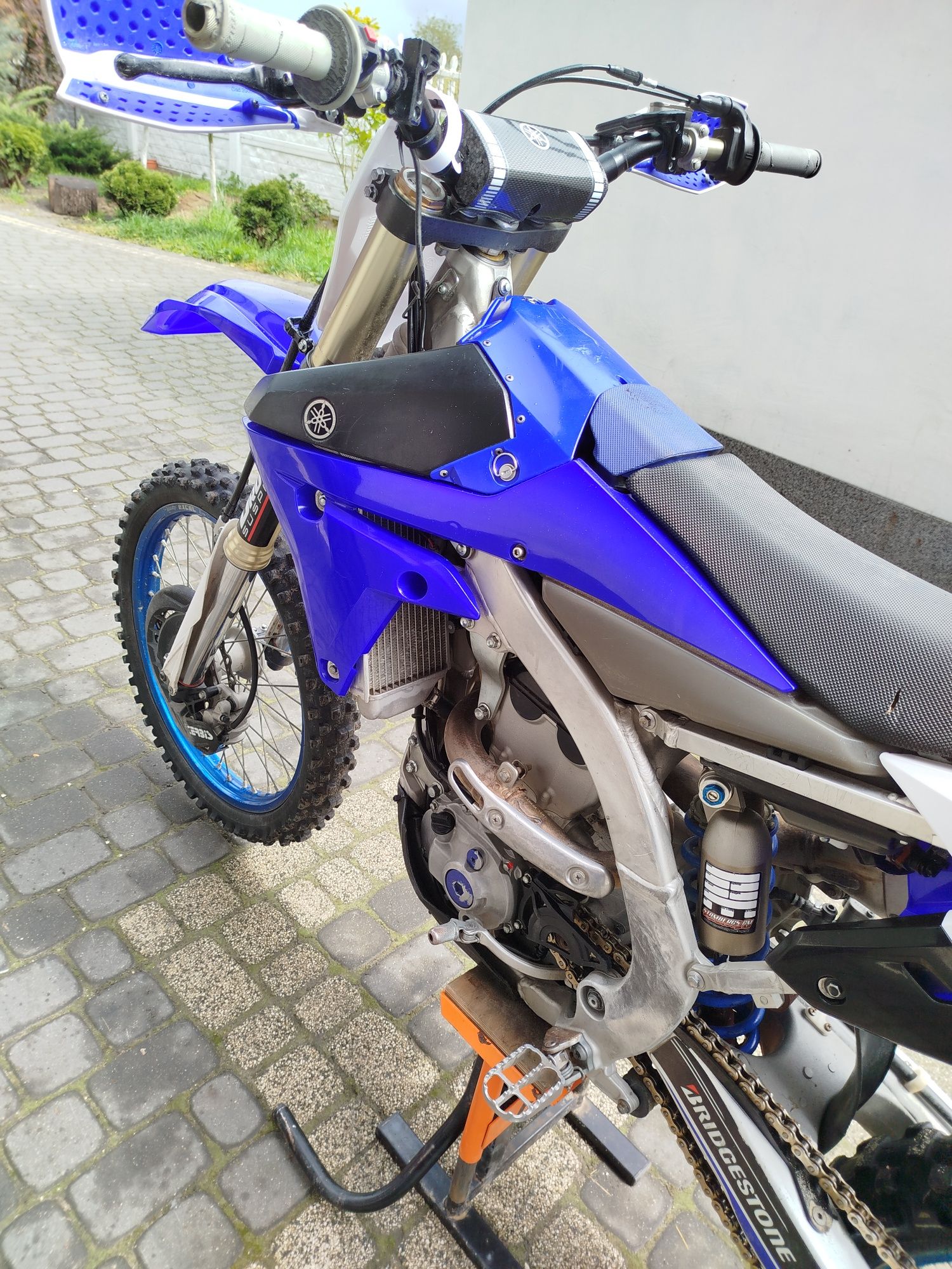 Yamaha YZF 250 18 luks stan