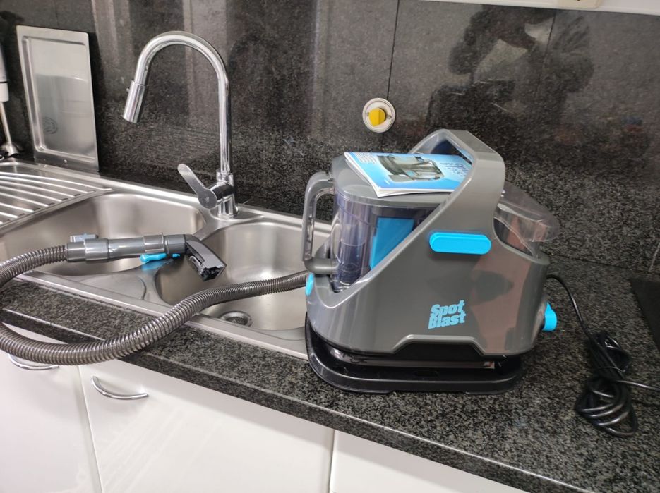 Aspirador de carpete e sofás