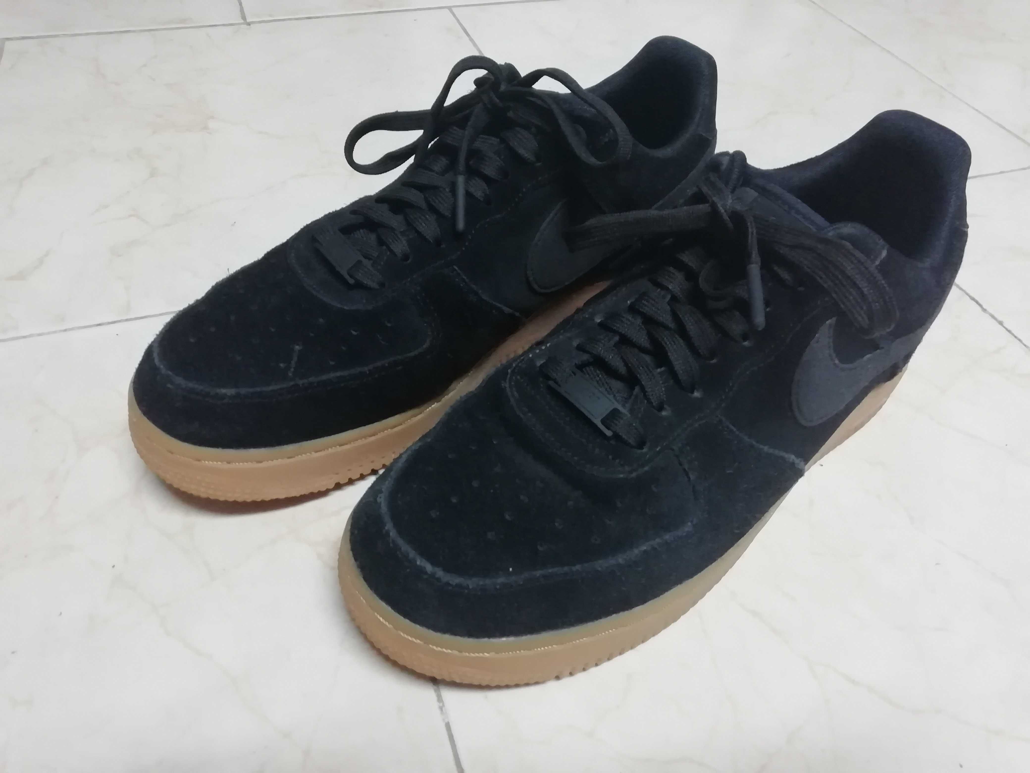 Nike Air Force 1 '07 LV8 Suede 42