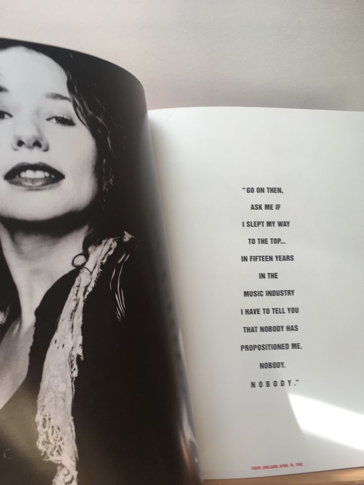 Tori Amos Images & Insights livro raro