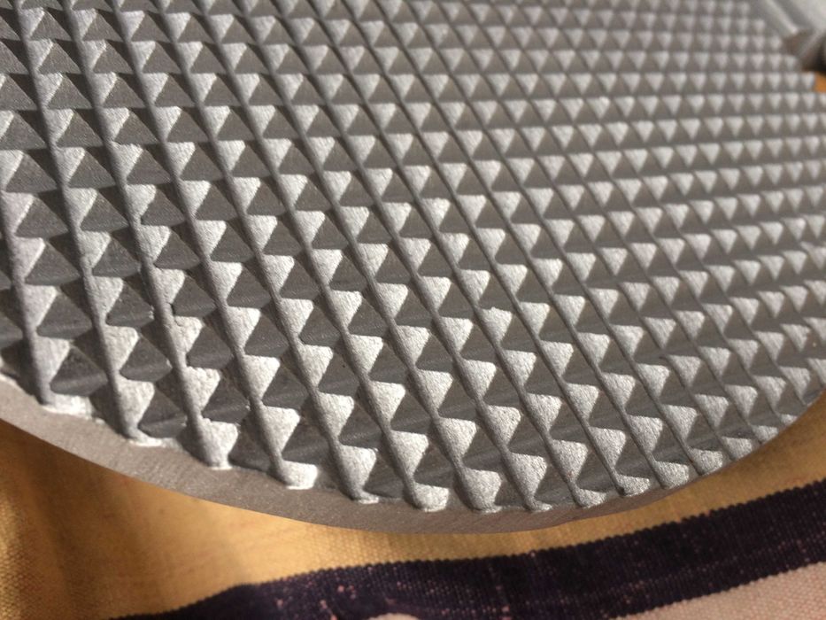 Вафельниця для виготовлення тонкіх тортових вафель ,,пірамідка,, 2шт