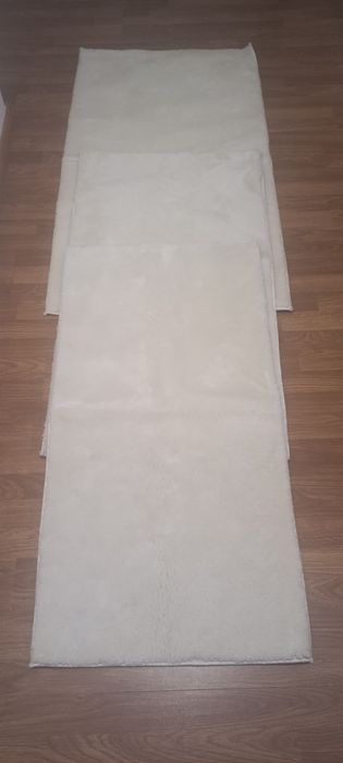 Conjunto com 3 tapetes brancos