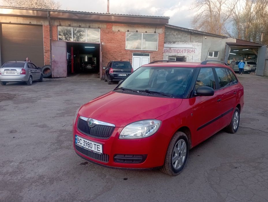Оренда авто Шкода Фабія 1.2 газ бензин