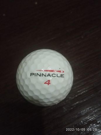 М'яч для гольфу ціну пропонуйте не знаю яка його впртість