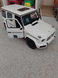 Autko resorak Mercedes AMG G 63 skala 1:14 Rastar