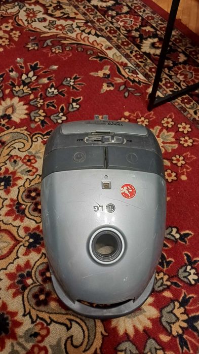 Продам пылесос LG на запчасти