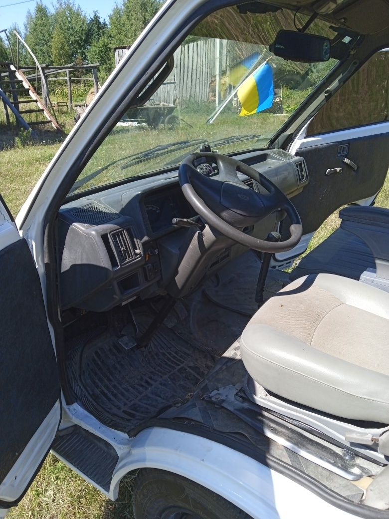 Продам або обміняю Кіа беста