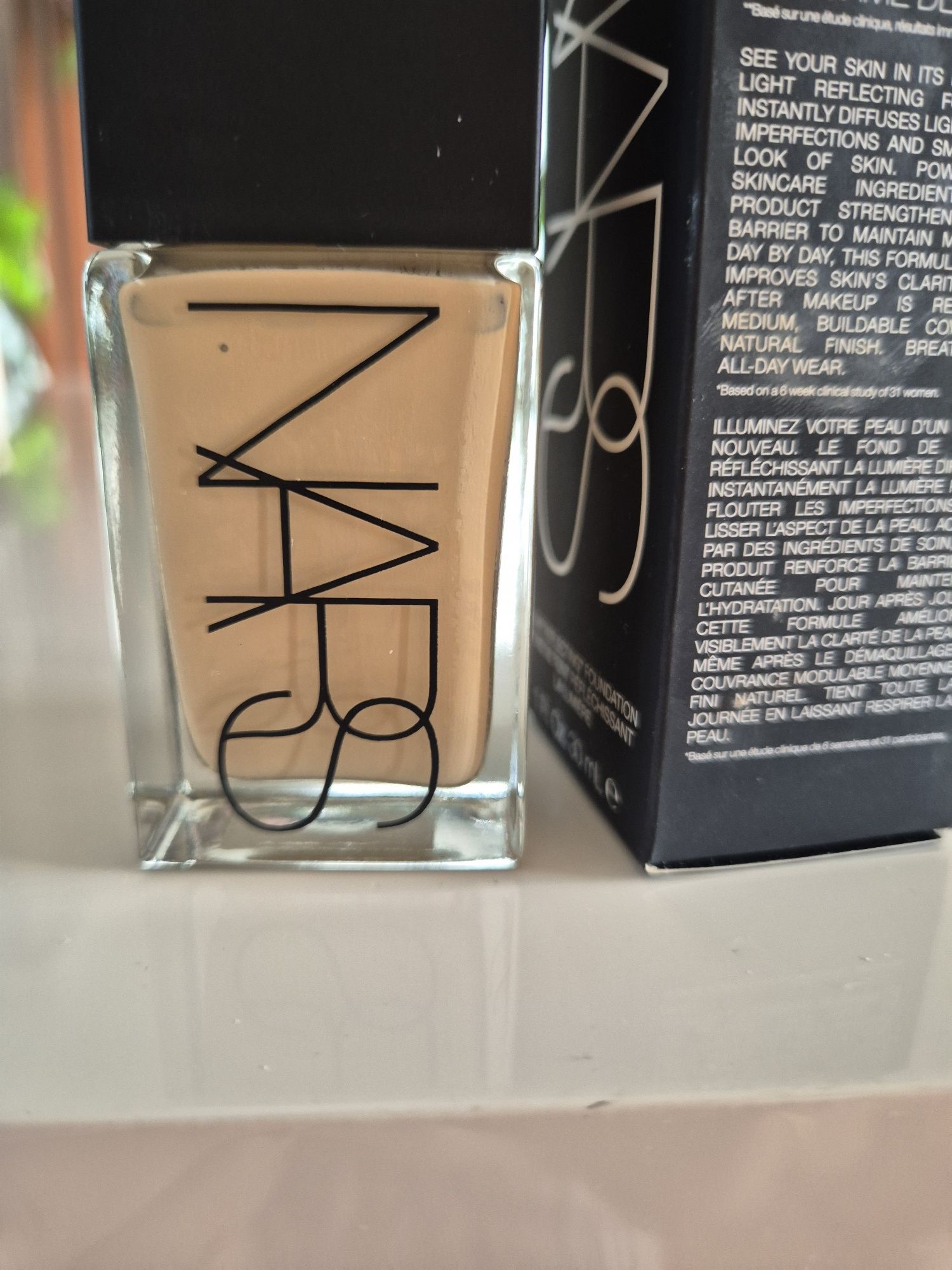 Nars light reflecting foundation