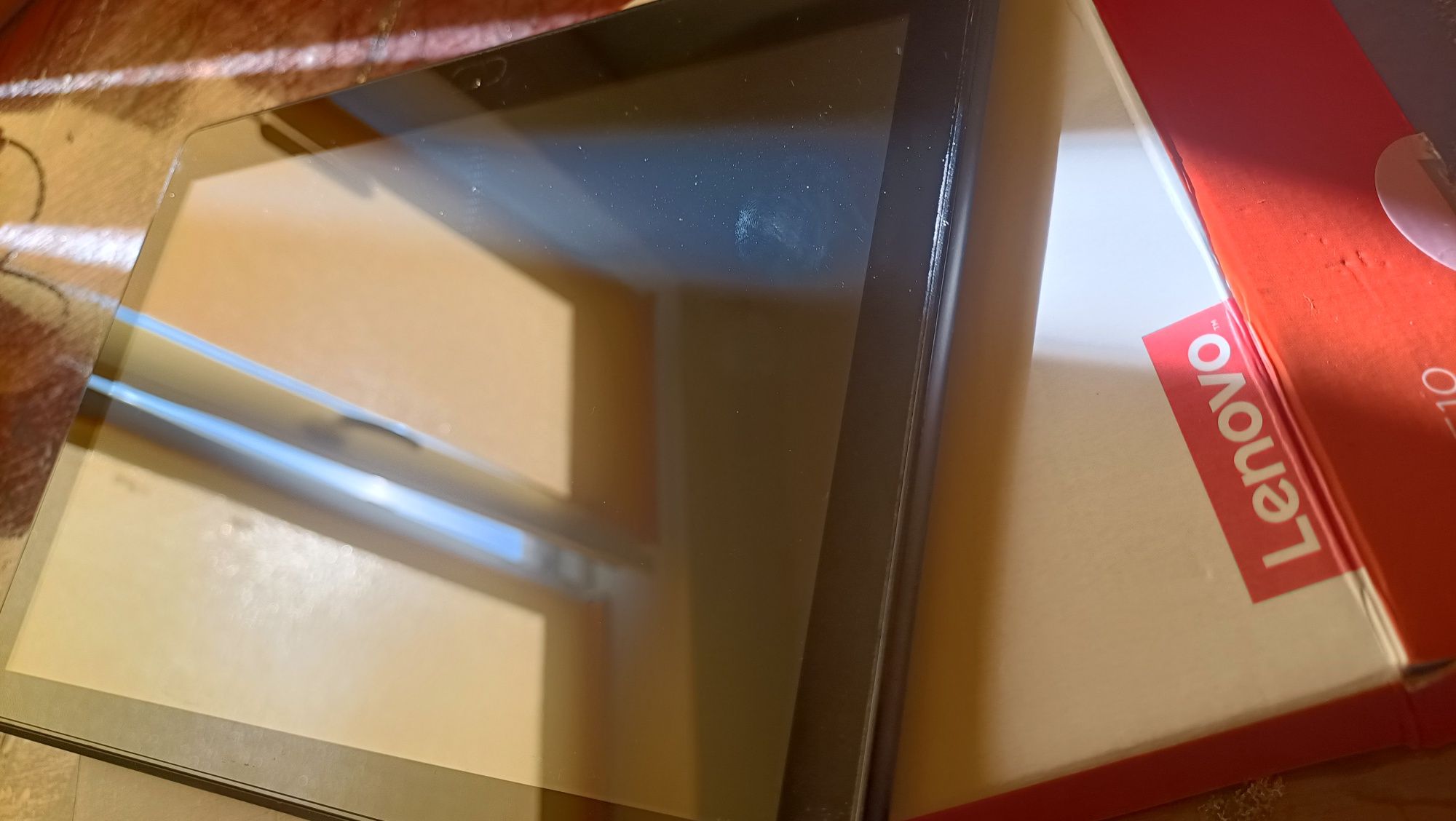 Планшет lenovo tab E10
